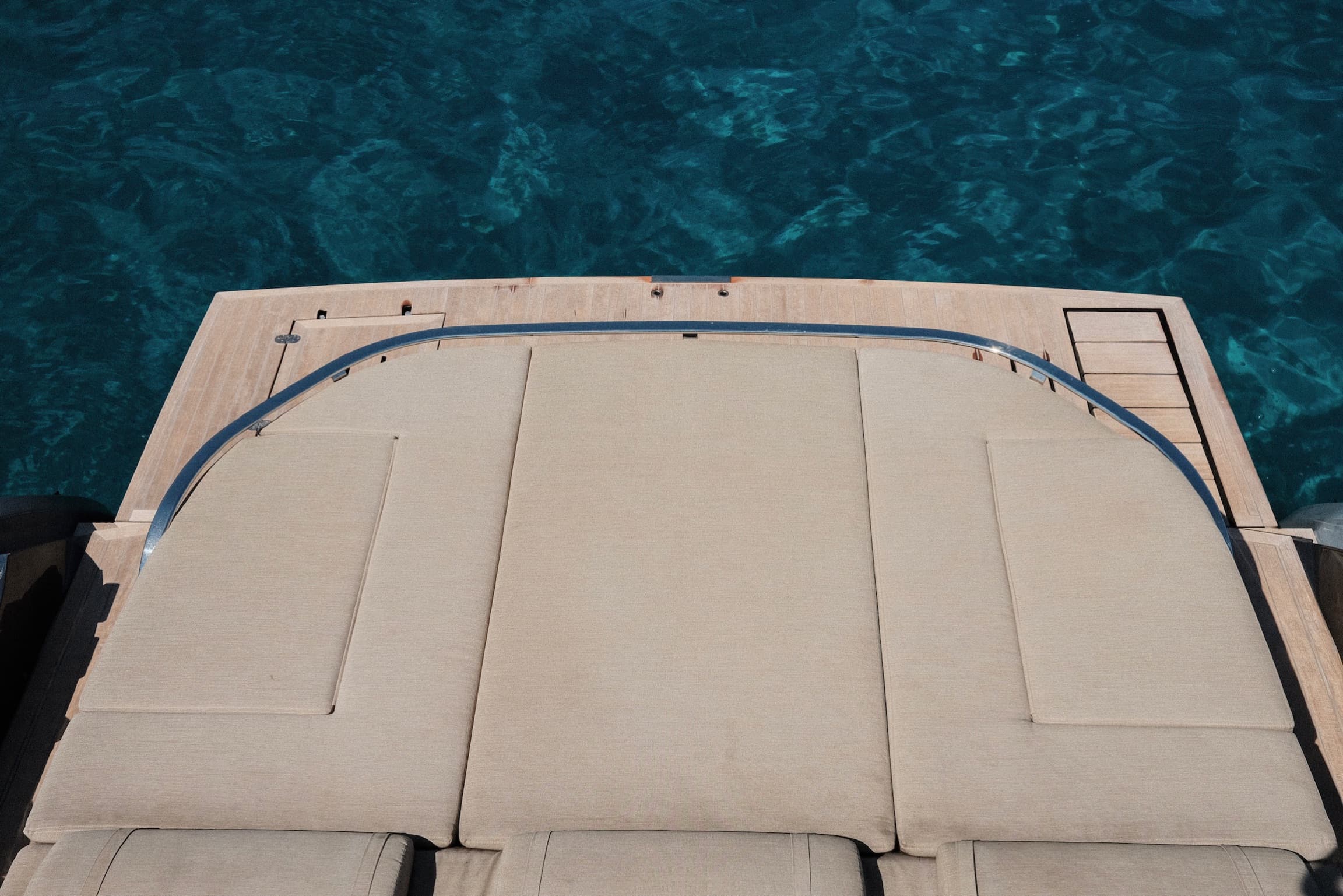 Aft sundeck