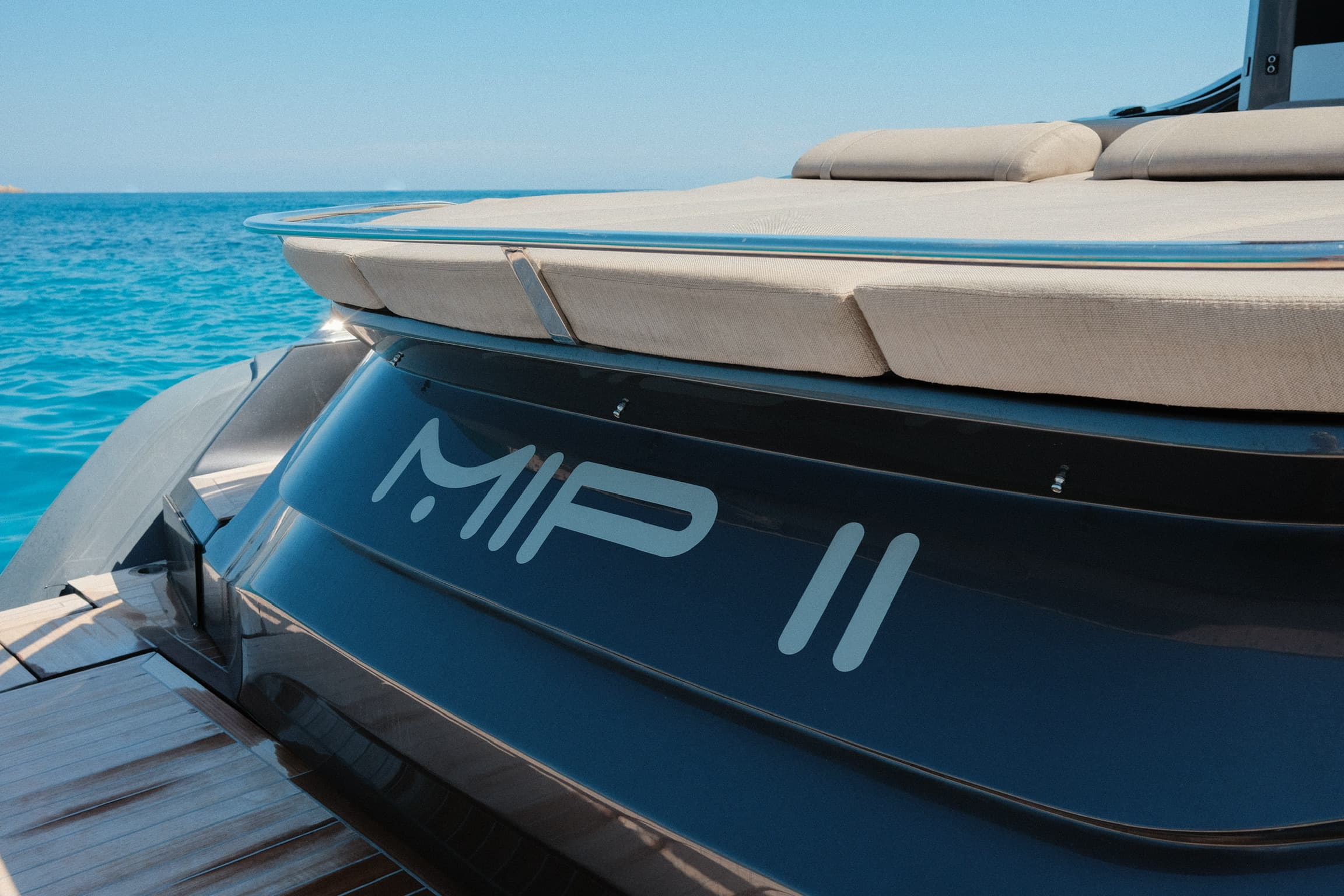 MIP II transom, Saint-Barthélemy